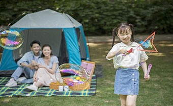 Will raising a poor child ruin