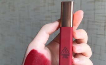 Is 3ce Hyuna Rust Red suitable